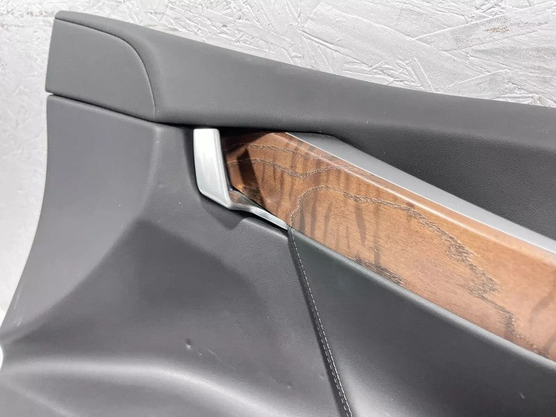 ⭕ 16-20 Model X Front Right Door Panel Trim Card Cover w/ Molding 1055