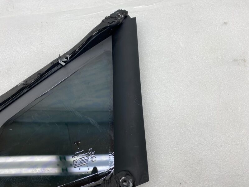E6 43R-008010 2012-2020 Tesla Model S MS Rear Driver Side Quarter Fixed Glass Left LH Assembly