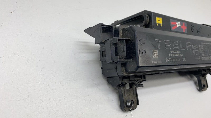 103440500F ⭕16-20 Model S Front Trunk Frunk Engine Bay Under Hood Fuse Box 12V 1034405-00-F