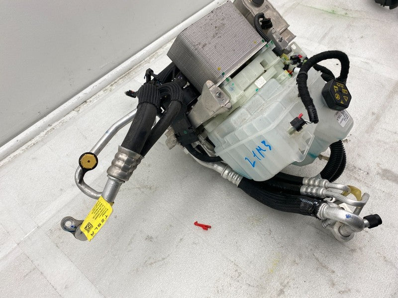150685900D ⭕ 2021-2023 Tesla Model 3 Supermanifold Refrigerant Chiller w/ Coolant Reservoir