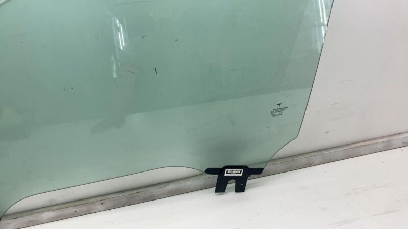 43R-004530 2016-2020 Tesla Model X MX Front Driver Side Door Window Glass Left LH Assembly