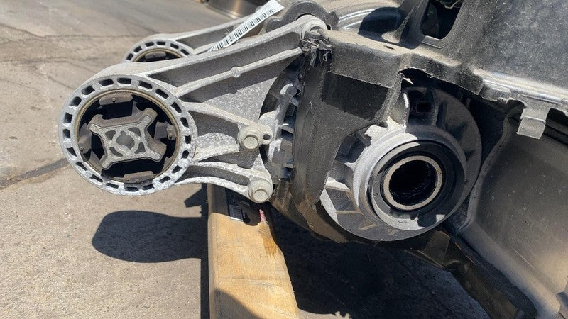 PT00054484 F ⭕ 22-23 Rivian R1T Electric Rear Drive Unit Quad Motor + Subframe & Suspension