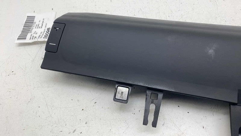 1077826-00-E ⭕ 24-25 Tesla Model 3 Front Right Lower Knee Safety Airbag Module 1077826-00-E