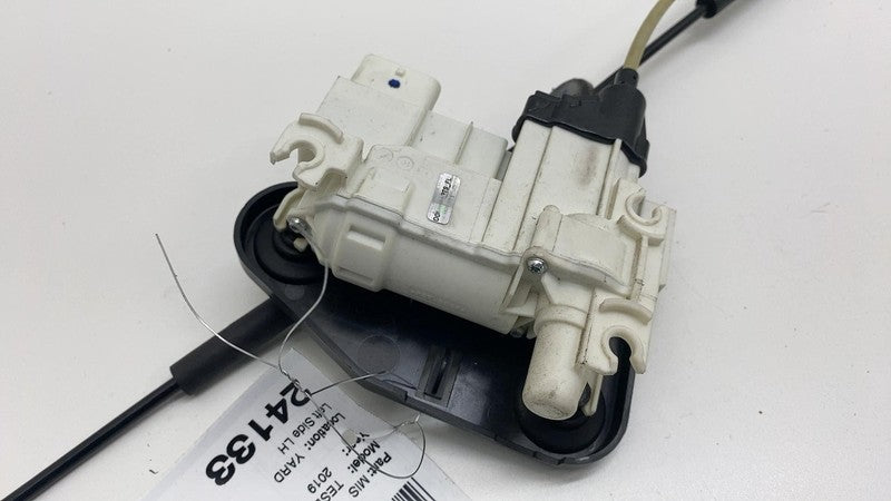 111206300B 2016-2023 Tesla Model X Front Left Door Latch Lock Actuator E-Release & Cable LH