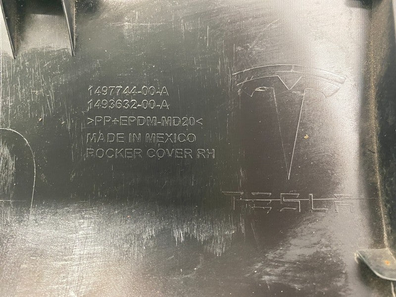 149774400A ⭕ 2020-2024 Tesla Model Y Right Skirt Rocker Cover Molding Lower RH 1497744-00-A