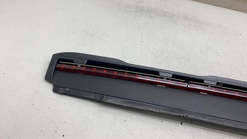 600591700C 2012-2020 Tesla Model S Rear Center High Mounted Stop Light Third 3rd Brake Assy