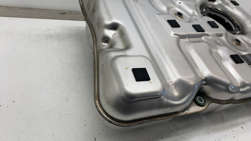 2018 2019 BMW 530e G30 Battery Cover Shiled Panel Assembly 7488707