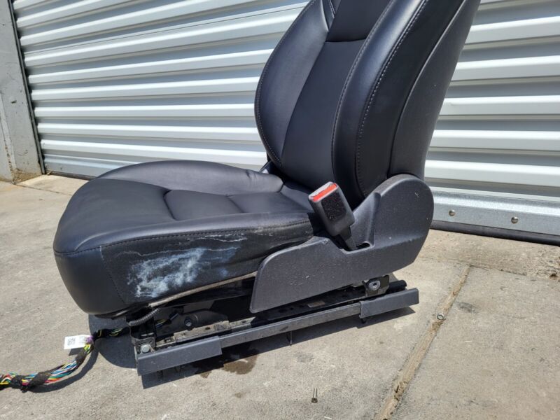 ⭕ 2017-2022 Tesla Model 3 Y Front Passenger Side 1st Row Seat Black Right Assy