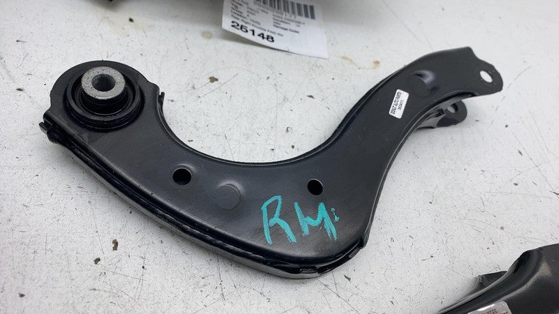 ⭕ 23-24 Toyota Prius Rear Right Spindle Knuckle w/ Wheel Hub & Control