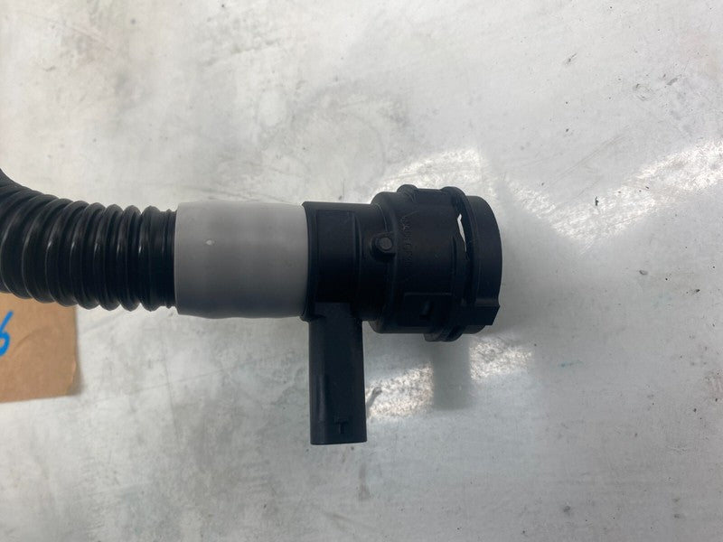 1504721-00-B ⭕2017-2025 Tesla Model 3 Y Powertrain Supply Coolant Hose Pipe Tube 1504721-00-B