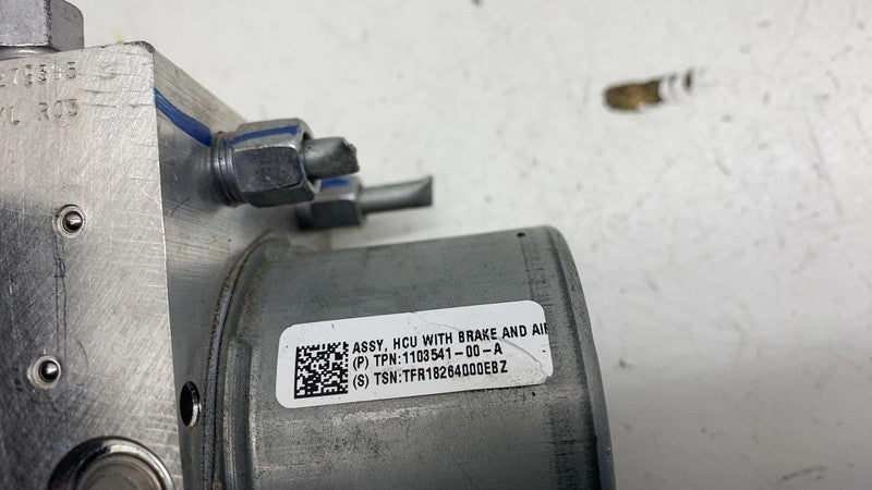 ⭕ 17-23 Tesla Model 3 Anti-Lock Brake System ABS Pump Module Unit 1044