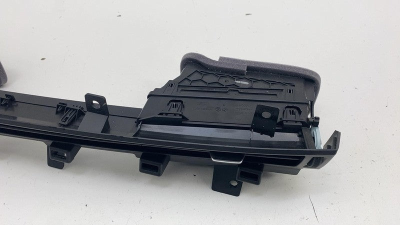 LJ8BR018C19A ⭕ 21-24 Mustang Mach-E Dashboard Center & Right Air Vent Grille LJ8B-R018C19-A