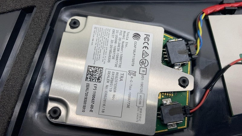 ⭕ 2017-2023 Tesla Model 3 Left B-Pillar Applique Glass Trim Molding 11