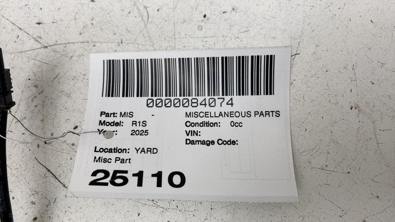 PT00513493 C ⭕ 2025 Rivian R1S Rear Right Tailgate Upper Liftgate Wiring Harness PT00513493-C