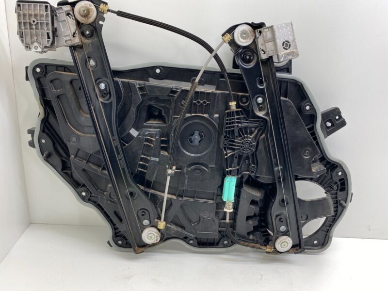 149550900D ⭕ 20-23 Model Y Front Right Window Regulator & Motor w/ Base Module 1495509-00-D