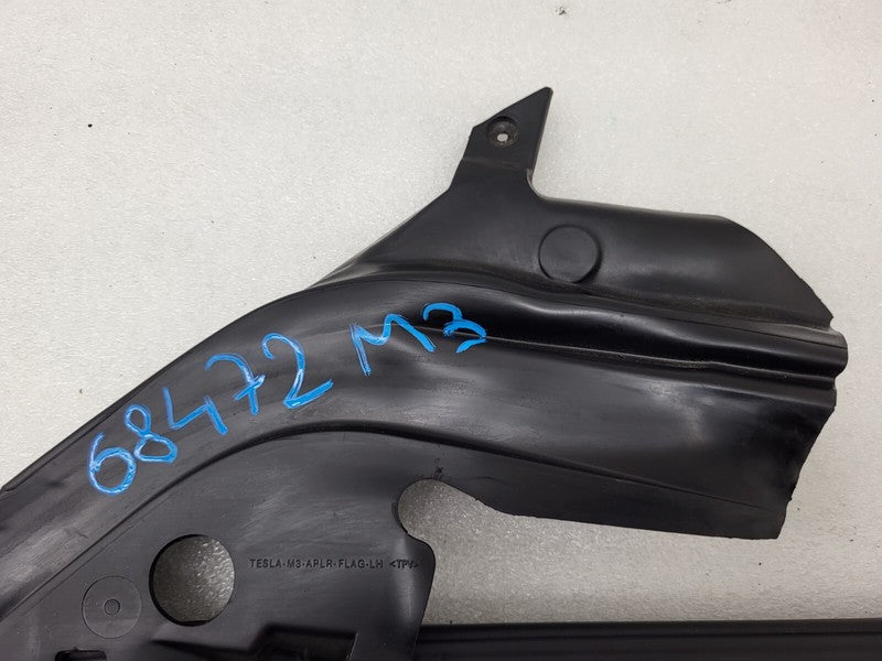 109050100G ⭕ 17-23 Tesla Model 3 Front Left Door A-Pillar Flag Glass Run Seal 1090501-00-G
