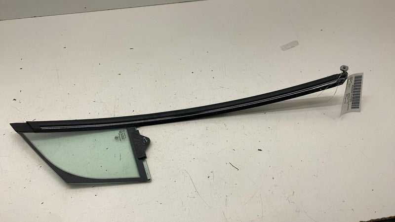 ⭕2014-2021 BMW i3 I01 Front Right Side Door Corner Vent Window Glass O