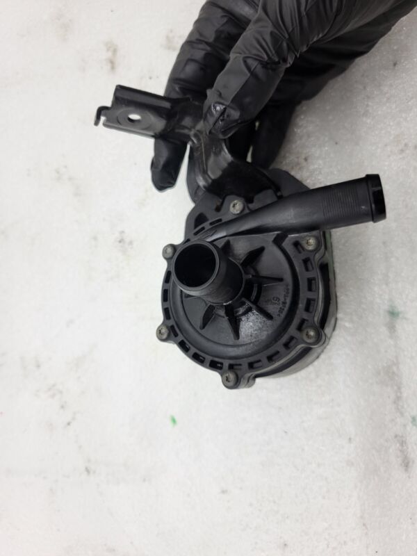 2016-2020 Tesla Model S MS Electric Auxiliary Coolant Water Pump w/ Bracket Assy