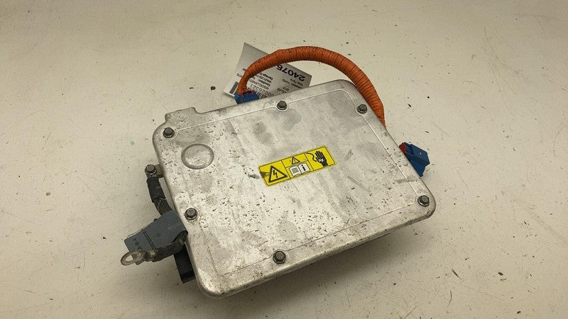 102884301A ⭕ 12-15 Tesla Model S Front High Voltage Junction Box Distribution 1028843-01-A