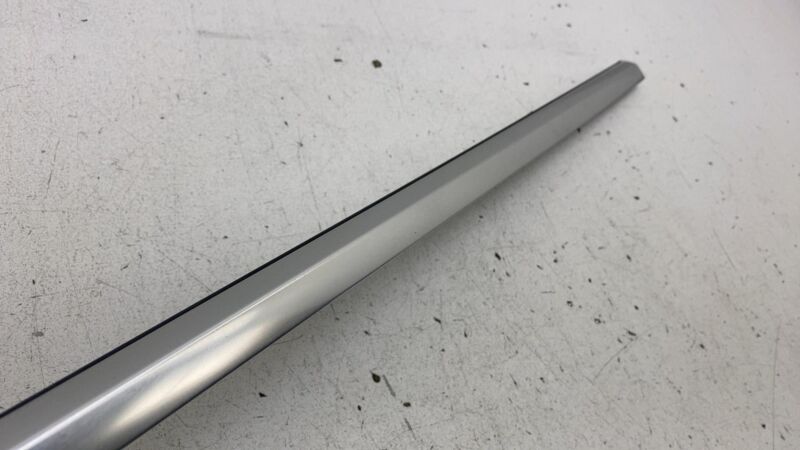 4KE 839 475 ⭕ 19-23 Audi E-Tron Quattro Rear Left Side Door Window Belt Moulding 4KE839475