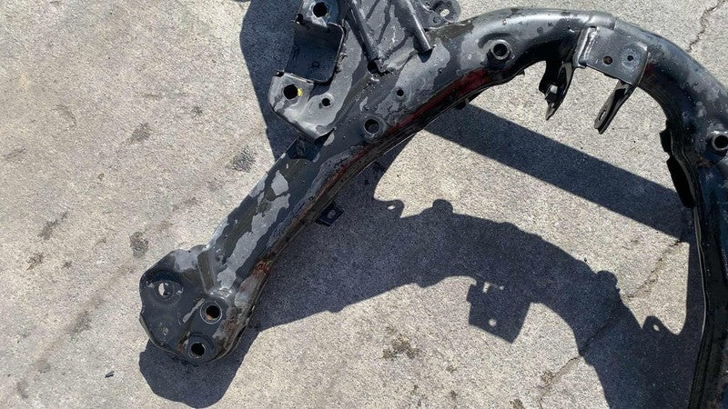 ⭕ 20-24 Model Y Front Subframe Crossmember Cradle w/ Stabilizer Bar 10