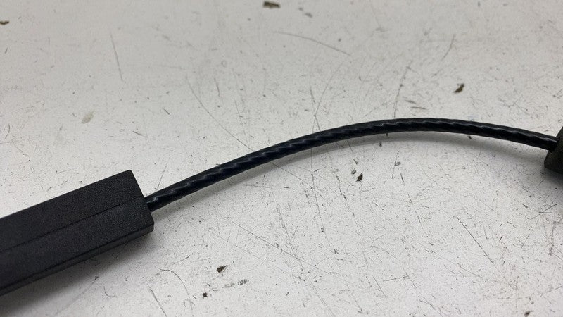 ⭕ 2025 Rivian R1S Lower Tailgate Support Cable Strap Assembly
