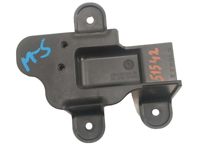 1008404 00 C ⭕ 2012-2020 Tesla Model S Rear Side Door Opener Mount Bracket Right 1008404-00-C