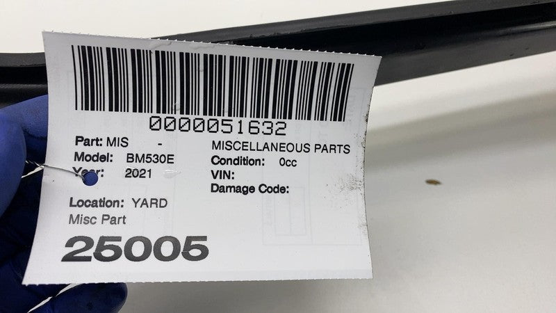 2021 BMW 530e B46X Under Floor Body Battery Lead Positive Cable Wiring