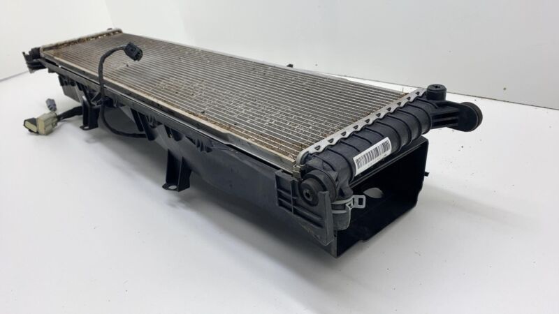 1007256 00 K 2012-2015 Tesla Model S MS Radiator Shutter Air Duct Center Intake Grille Assy