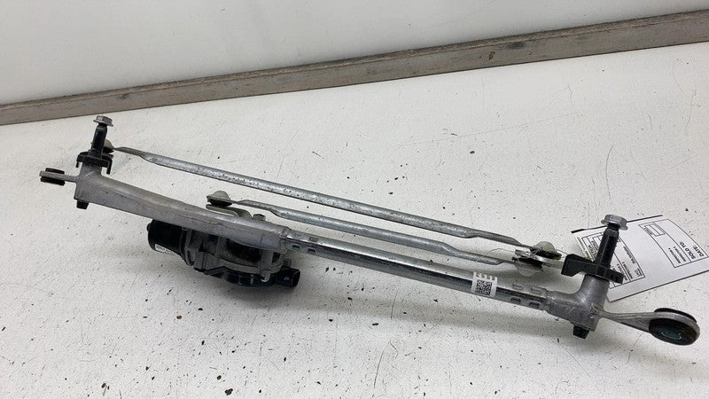 PT00002043 K 2022-2024 Rivian R1T R1S Front Windshield Wiper Linkage Transmission w/ Motor