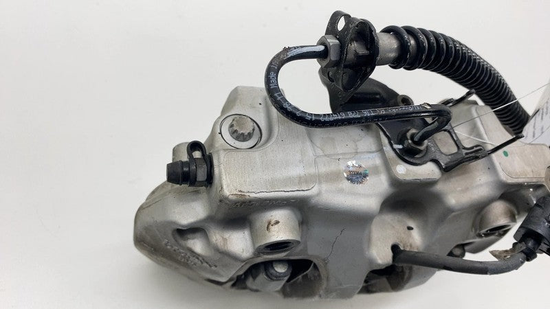 7P0 615 424 2011-2018 Porsche Cayenne Rear Passenger Side Caliper w/ Brake Hose Line Right