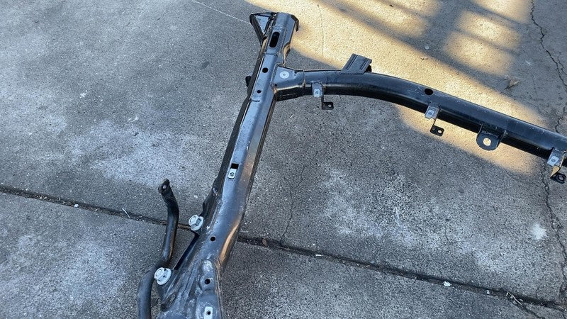 ⭕ 2017-2024 Chrysler Pacifica Front Undercarriage Subframe Crossmember Cradle