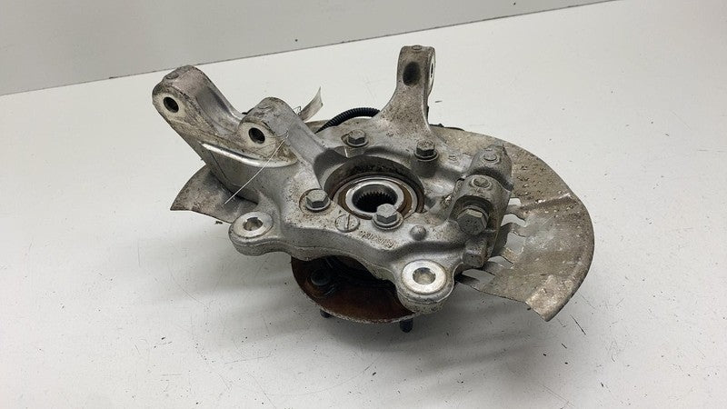 68189018AB ⭕ 17-24 Chrysler Pacifica Front Right Spindle Knuckle w/ Dust Shield 68189018AB