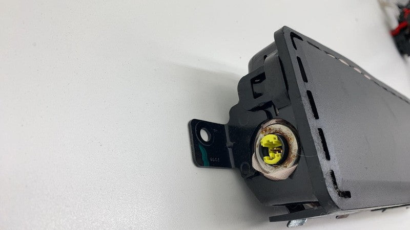 100526000F 2012-2015 Tesla Model S Front Passenger Side Lower Knee Airbag Right RH Assembly