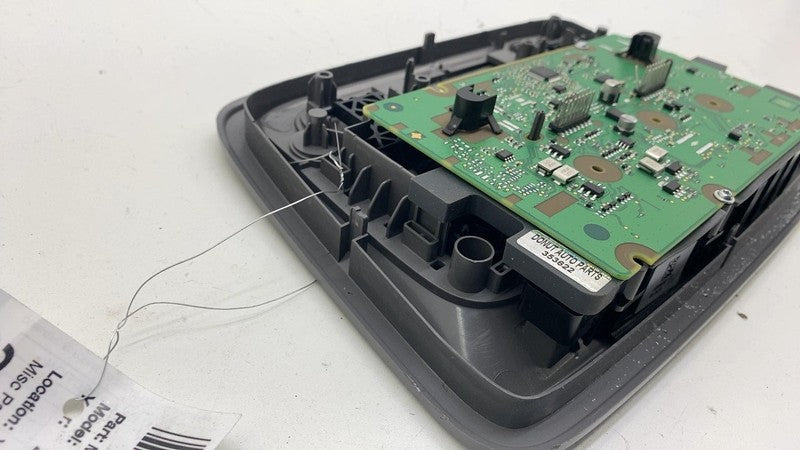 ⭕ 19-25 Chevrolet Silverado 1500 Roof Overhead Console Dome Light w/ SOS Switch