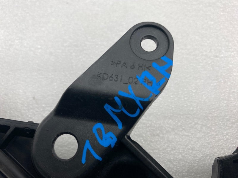 1049386 00 C ⭕ 2016-2020 Tesla Model X Rear Side Door Lower Rubber Seal Right RH 1049386-00-C