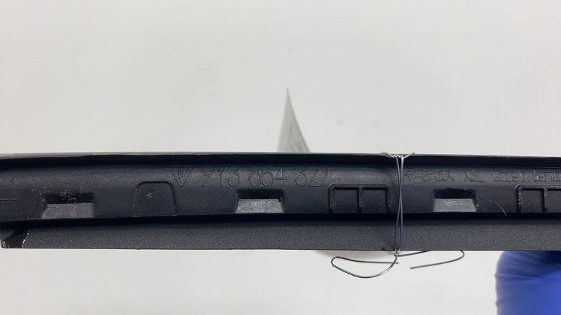 9Y3 854 327 ⭕ 2020-2024 Porsche Cayenne Front Left Windshield Molding Strip Trim 9Y3854327