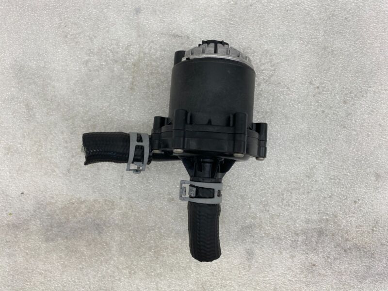 106747300H 2012-2020 Tesla Model S MS Auxiliary Water Coolant Pump Assembly 1067473-00-H