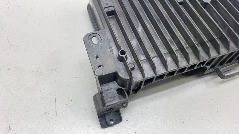 186675020B ⭕ 24-25 Tesla Model 3 M3 Front Vehicle Electronic Controller Module 1866750-20-B