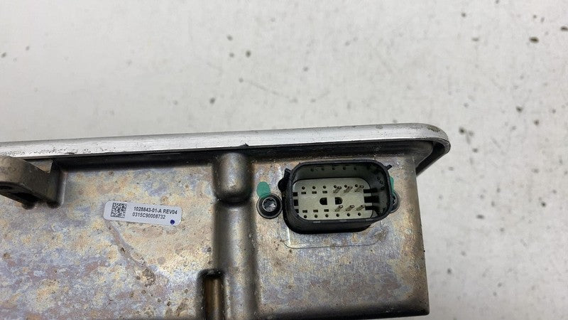 102884301A ⭕ 12-15 Tesla Model S Front High Voltage Junction Box Distribution 1028843-01-A