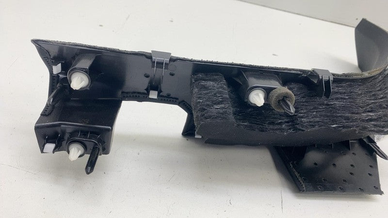 181636400C ⭕ 24-25 Tesla Cybertruck Rear C-Pillar Lower Trim Cover Panel Right 1816364-00-C