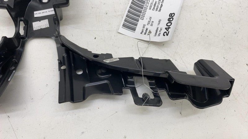 ⭕ 2016-2020 Tesla Model X Rear 2nd Row Seat Lower Front Decorative Podium Trim
