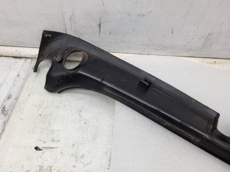 1047885 00 C ⭕ 16-20 Model X MX Rear Center Tailgate Liftgate Upper Trim Molding 1047885-00-C