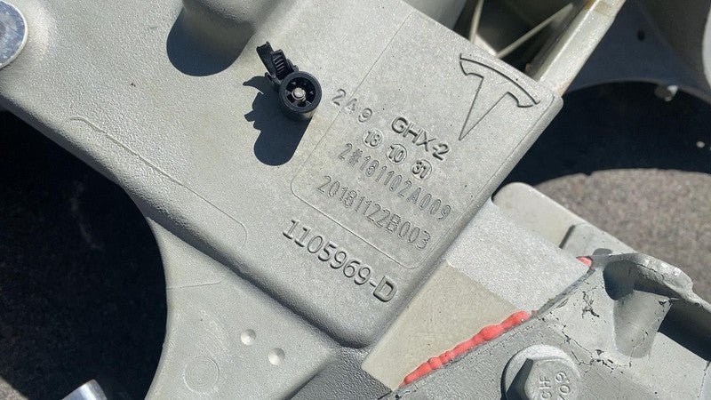 ⭕ 16-20 Tesla Model S Front Right Inner Fender Apron Structural Frame