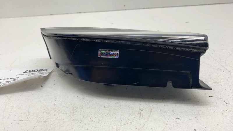 1077401-00-E ⭕ 2017-2023 Model 3 Rear Left Inner Taillight LED Tail Lamp 3-Pin 1077401-00-E
