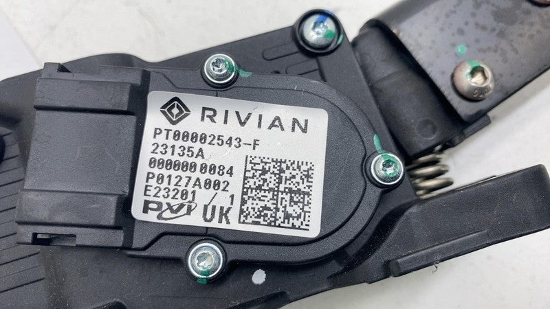PT00002543F ⭕2022 2023 2024 Rivian R1T Accelerator Gas Pedal Assembly w/ Sensor PT00002543-F