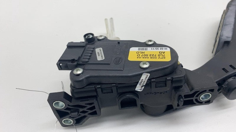 7L0723507D 2011-2018 Porsche Cayenne S Front Driver Gas Throttle Accelerator Pedal Assy OEM