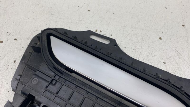 2012-2015 Tesla Model S MS Rear Passenger Side Exterior Door Handle Outer Right