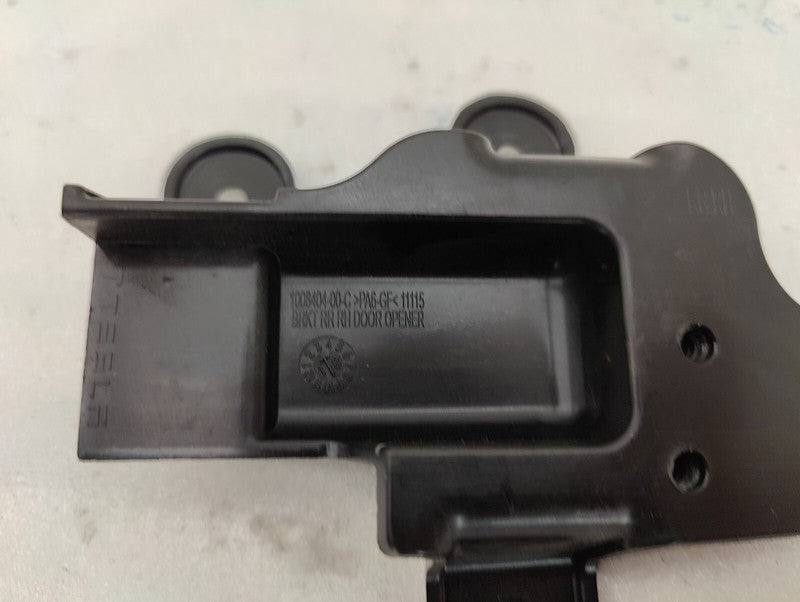 100840400C ⭕ 2012-2020 Tesla Model S Rear Side Door Opener Mount Bracket Right 1008404-00-C