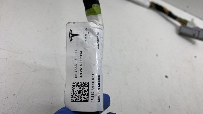⭕ 25-26 Model Y Front Right Seat Wiring Harness w/ Cushion Blower 1897